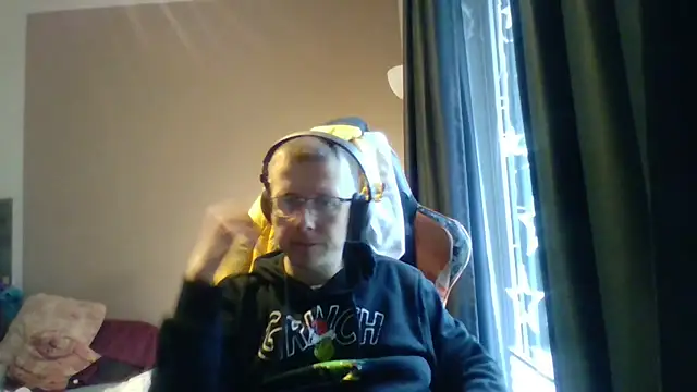 Snapshot of David250692 chatting on January 2026 09:14:01 AM David250692 online show from January 2026 09:14:01 AM