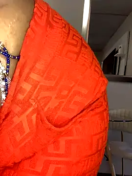 CurvyDesire1 online show from October 2025 09:44:01 AM