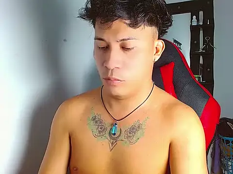 boyhot23x online show from April 2026 02:48:01 AM