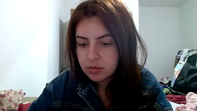 chelbyy online show from November 2025 02:44:01 AM