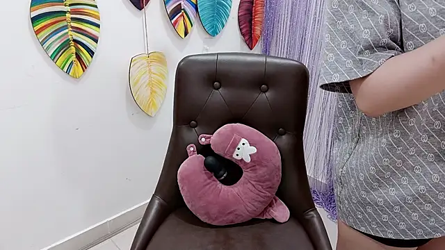 Aminababiew online show from May 2026 12:50:01 AM