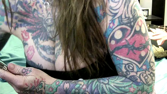 pamelagunns online show from March 2025 04:17:01 PM