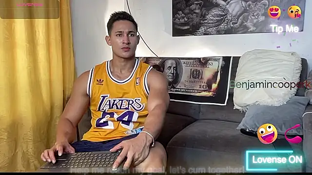 BenjaminCooperk online show from February 2026 08:27:01 PM