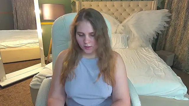 VinnaSky online show from March 2025 07:54:01 PM