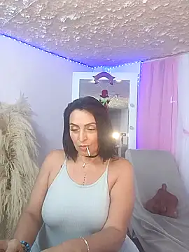 zullyxhot online show from November 2025 09:37:02 PM