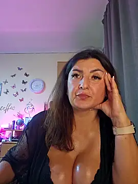 Hotangel75 online show from October 2025 05:25:01 PM