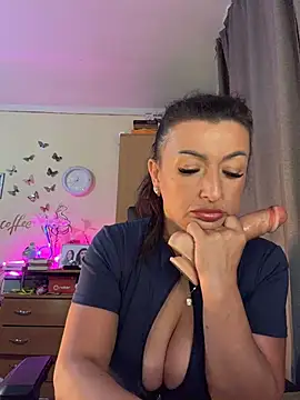 Snapshot of Hotangel75 chatting on June 2026 05:54:02 AM Hotangel75 online show from June 2026 05:54:02 AM