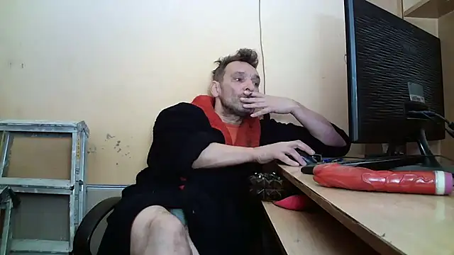 dundyFocus online show from April 2026 07:44:02 AM