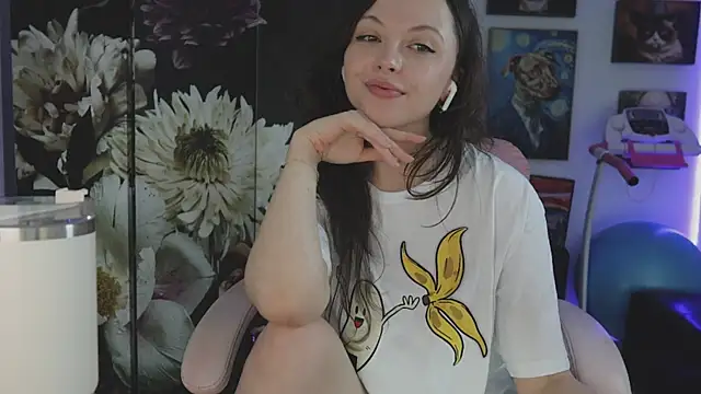 makiyahbelle online show from November 2025 10:28:02 AM