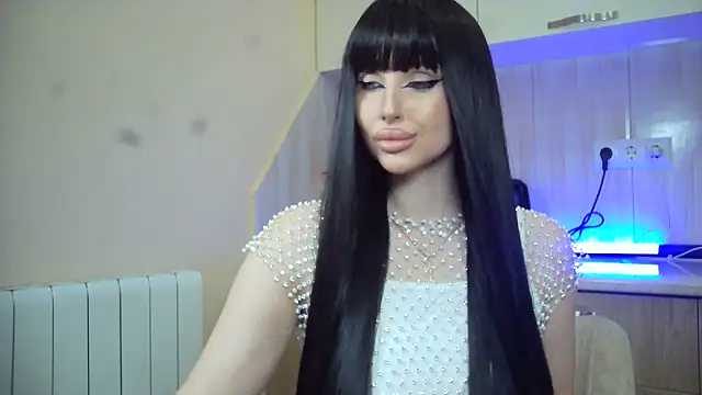 Snapshot of Lady_Joli chatting on June 2026 05:34:01 PM Lady Joli online show from June 2026 05:34:01 PM
