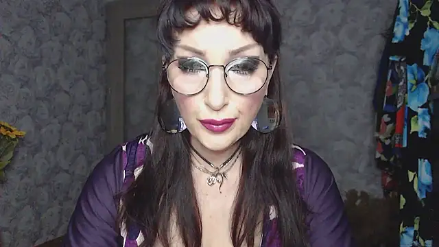 Snapshot of Aziza1 chatting on June 2026 02:32:02 PM Aziza1 online show from June 2026 02:32:02 PM