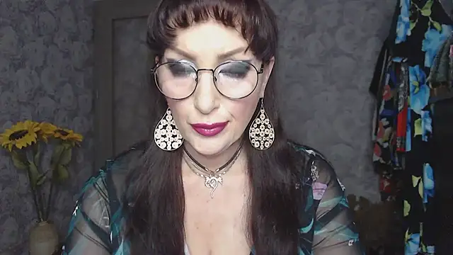 Snapshot of Aziza1 chatting on June 2026 03:24:01 PM Aziza1 online show from June 2026 03:24:01 PM