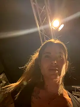 Etwas neugierig online show from September 2025 03:04:02 PM