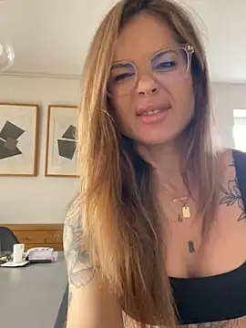 Etwas neugierig online show from March 2026 09:38:02 AM