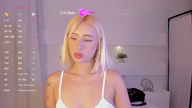 Snapshot of AshleyRoys chatting on January 2025 06:54:02 PM AshleyRoys online show from January 2025 06:54:02 PM