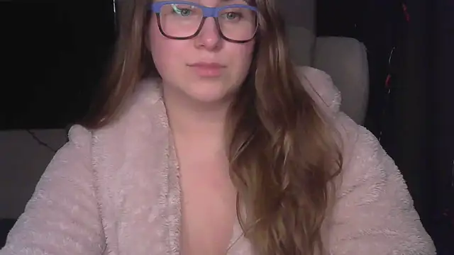 SeasonalSomeone online show from February 2026 04:45:02 PM