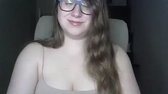 SeasonalSomeone online show from June 2026 09:28:02 PM