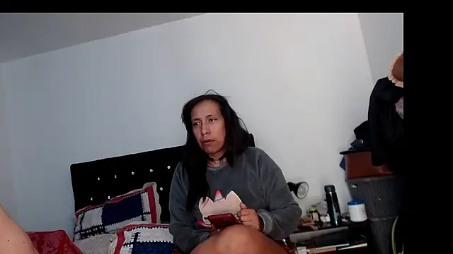 victoriacanelita online show from November 2025 12:38:01 PM