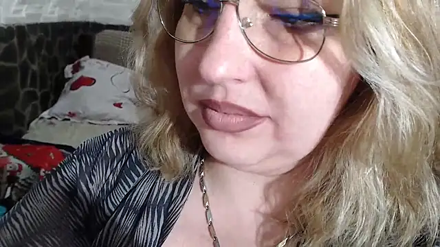 Snapshot of piticaforever chatting on April 2026 03:46:02 PM piticaforever online show from April 2026 03:46:02 PM