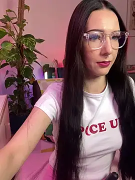 Trixie-Tainted online show from February 2025 02:11:02 PM