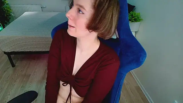 CranberryHot online show from September 2025 07:10:02 AM