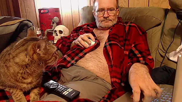 snickers1 online show from November 2025 05:08:02 AM