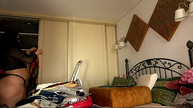 einneuesleben online show from March 2025 09:24:02 AM