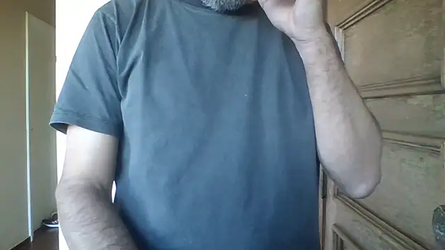 Leo Big online show from June 2026 07:22:02 PM