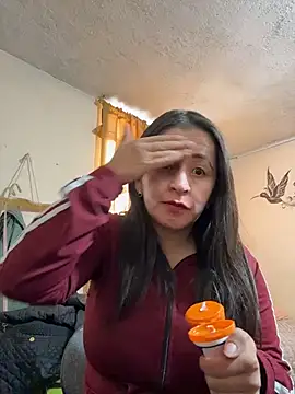 latinfemale online show from June 2026 08:31:01 PM