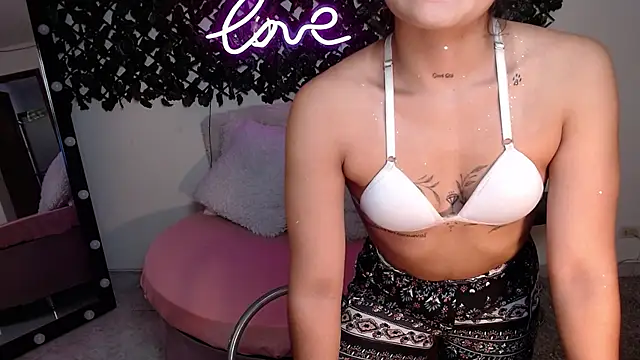 DestinyHills online show from March 2025 12:02:02 PM