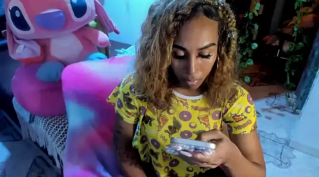 Snapshot of CarameloCeron chatting on January 2025 03:14:02 PM CarameloCeron online show from January 2025 03:14:02 PM