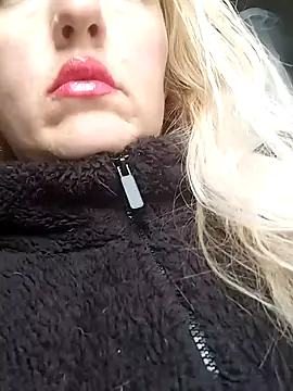 Mllesha74000 online show from November 2025 03:11:01 PM