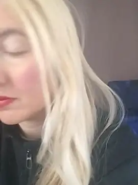 Mllesha74000 online show from December 2025 12:03:02 PM