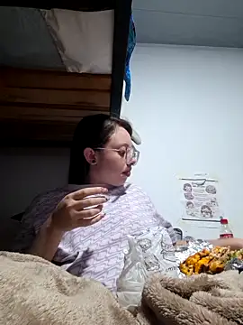 Snapshot of linda-schmidt chatting on June 2026 01:29:01 AM linda-schmidt online show from June 2026 01:29:01 AM
