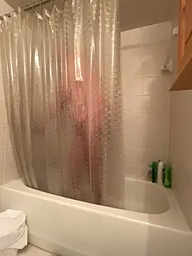 Snapshot of bigpru chatting on December 2024 05:57:01 PM bigpru online show from December 2024 05:57:01 PM