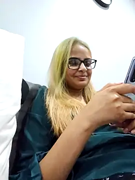 DirtySnowball69 online show from September 2025 05:46:02 PM