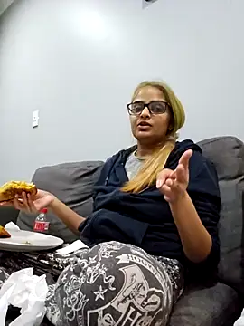 DirtySnowball69 online show from September 2025 03:55:02 PM