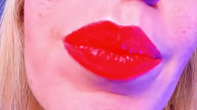 Snapshot of HotTiffani chatting on February 2026 09:15:01 AM HotTiffani online show from February 2026 09:15:01 AM