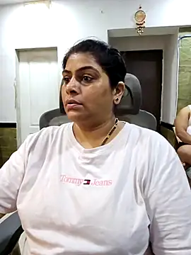 tarivishu23 online show from March 2025 12:57:01 PM