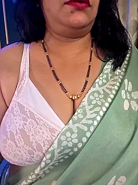 Snapshot of tarivishu23 chatting on April 2026 01:14:02 PM tarivishu23 online show from April 2026 01:14:02 PM