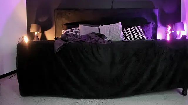  Jade 16 online show from February 2025 06:44:02 PM