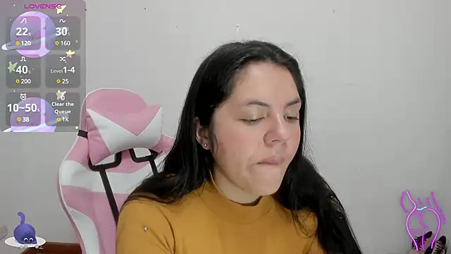 Snapshot of Anal_Milky_Momma chatting on January 2025 12:54:02 PM Anal Milky Momma online show from January 2025 12:54:02 PM