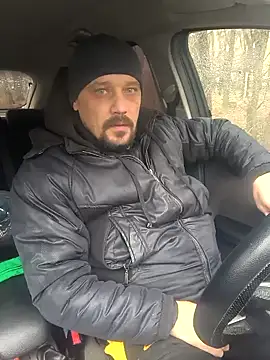 Snapshot of DanielOhCool chatting on December 2024 10:55:02 AM DanielOhCool online show from December 2024 10:55:02 AM