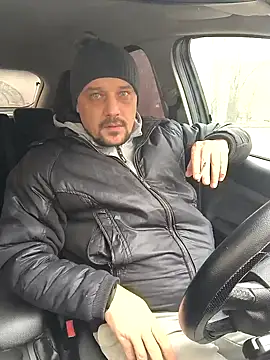 Snapshot of DanielOhCool chatting on January 2025 12:24:01 PM DanielOhCool online show from January 2025 12:24:01 PM