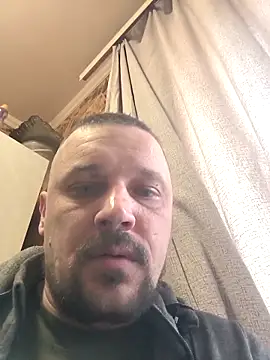 Snapshot of DanielOhCool chatting on February 2025 02:13:02 PM DanielOhCool online show from February 2025 02:13:02 PM