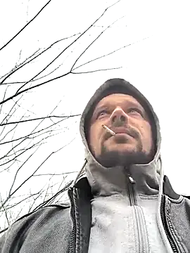 Snapshot of DanielOhCool chatting on March 2025 08:09:01 AM DanielOhCool online show from March 2025 08:09:01 AM