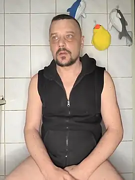 Snapshot of DanielOhCool chatting on March 2025 05:20:02 AM DanielOhCool online show from March 2025 05:20:02 AM