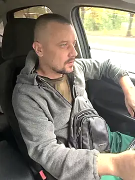 Snapshot of DanielOhCool chatting on September 2025 08:27:01 AM DanielOhCool online show from September 2025 08:27:01 AM