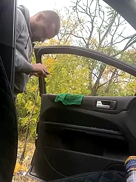 Snapshot of DanielOhCool chatting on October 2025 11:52:01 AM DanielOhCool online show from October 2025 11:52:01 AM