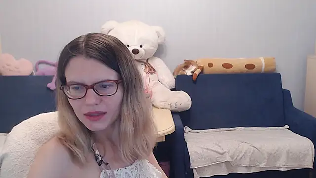 night is dark online show from November 2025 05:45:03 PM